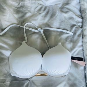 Victoria’s Secret White Bombshell Bikini 34D with Shein full coverage M bottom.